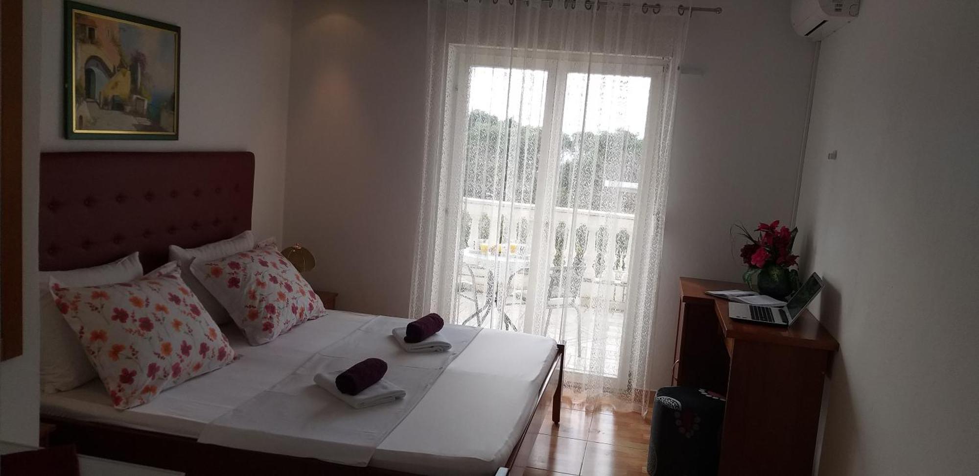 Pansion Ivana Baška Voda Kültér fotó